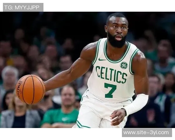 凯尔特人开季遭遇三连败杰伦布朗表现抢眼场均近30分 凯尔特人开季遭遇三连败杰伦布朗表现抢眼场均近30分